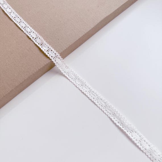 Off White Cotton Edge Lace Trim, 1/2" Width, Convex Shape (LT2-2) - Sold by Yard