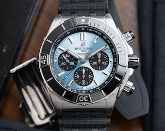 Vintage Breitling Super Chronomat B01  PB0136