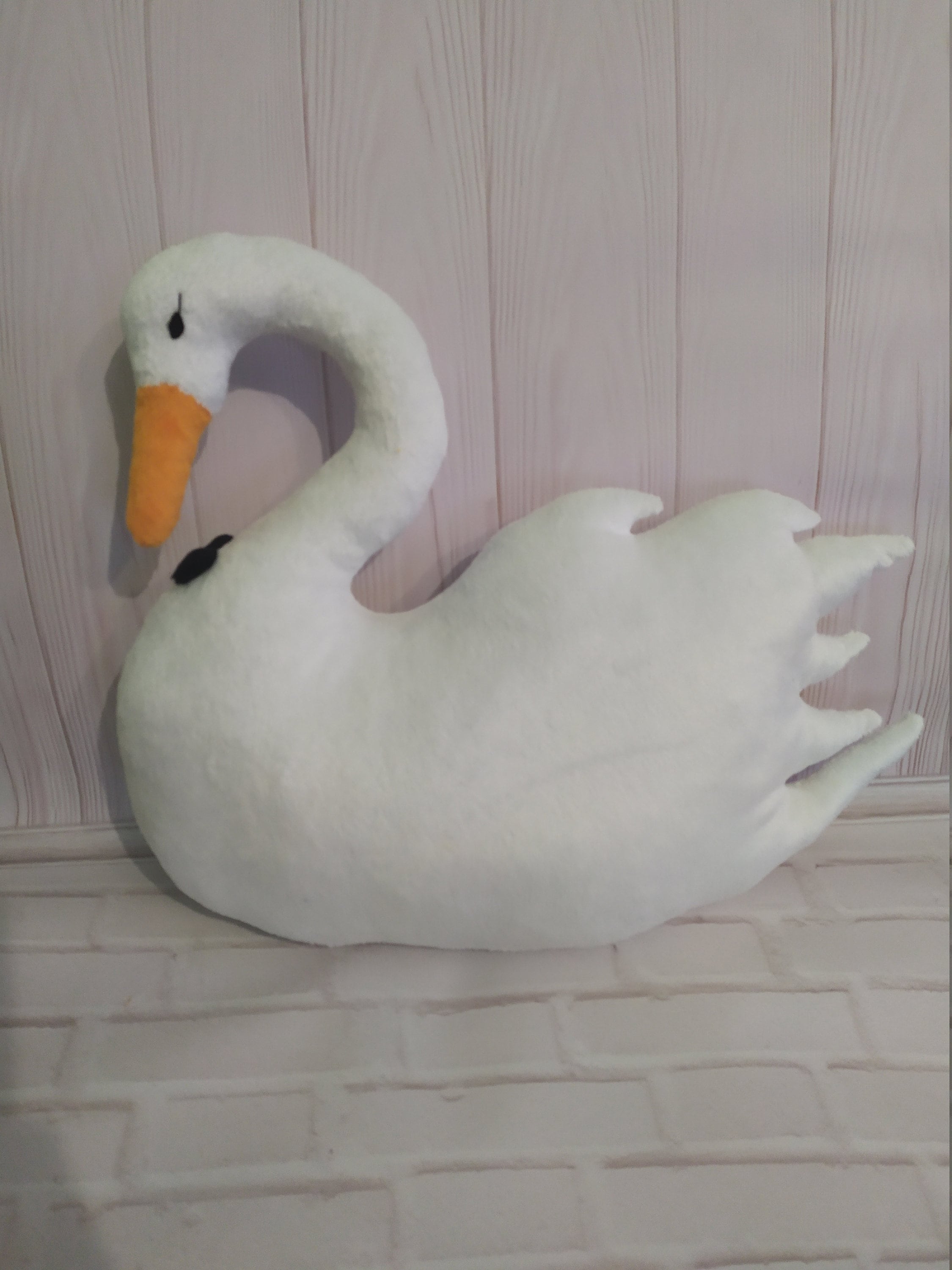 Wedding swans. Present for the wedding. Pillow swan Etsy