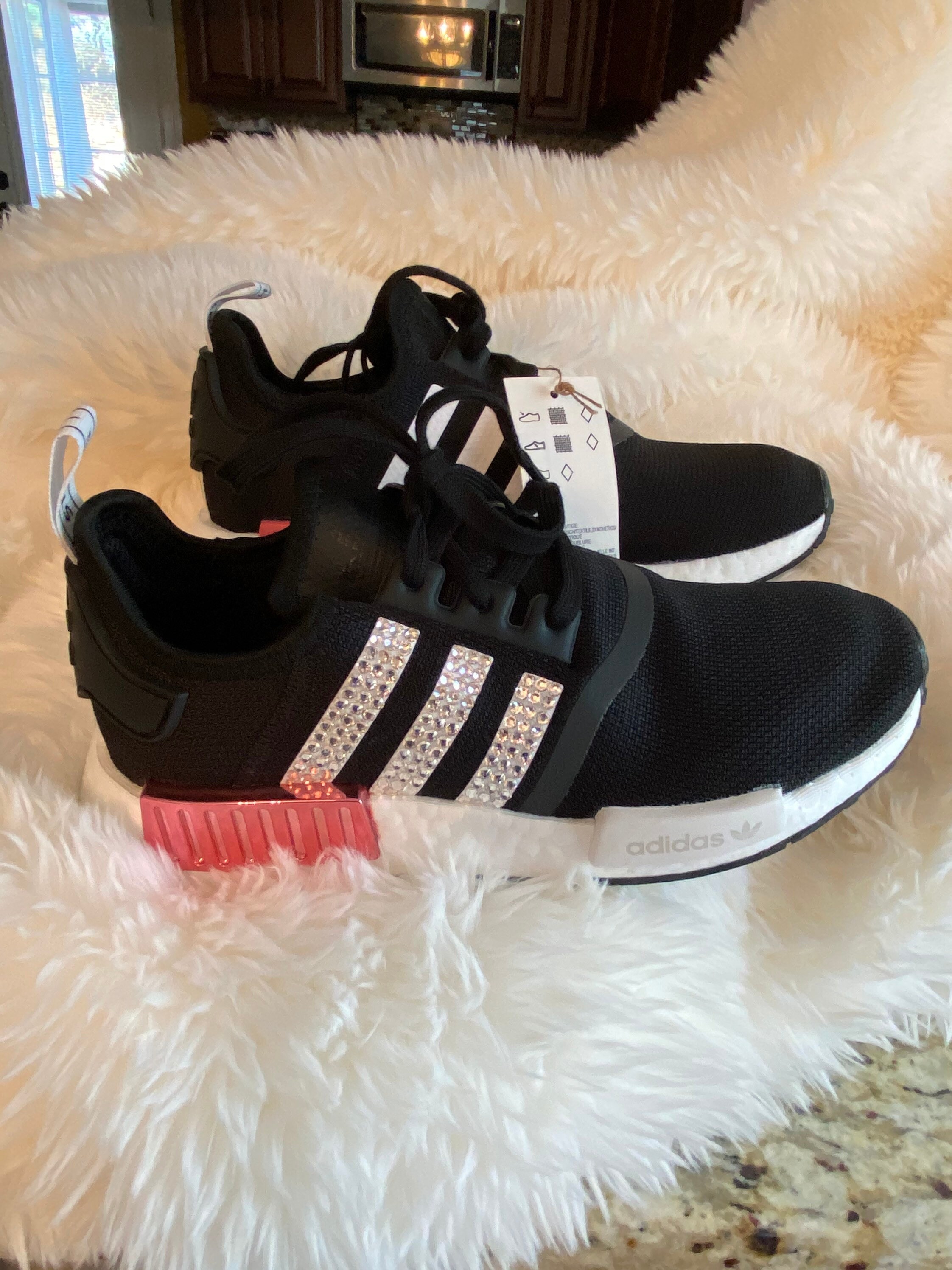 US7 Women s or 5.5Youth 7 US Womens Bling Adidas Nmd R1 W Black Pink Womens Youth Sneakers with Quality crystals ready to Ship