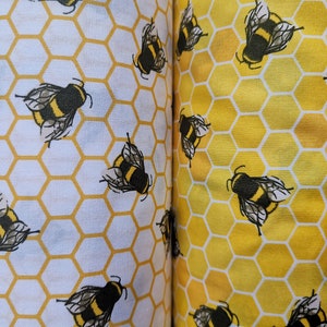 100% Natural Reusable Beeswax Food Wrap-Bees in Honeycomb. Zero Waste Gift