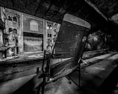 Salva Mi Asiento Giclee Photo Print