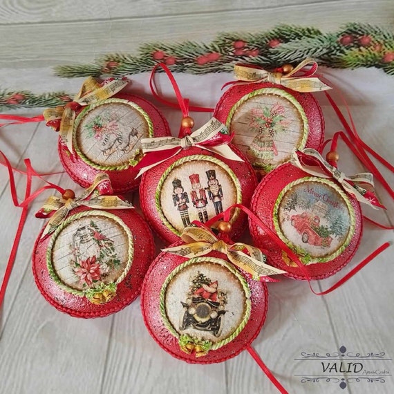 Set of 6 handmade Christmas tree medallions in red color, cute Xmas tree ornament