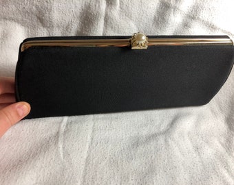 Items similar to Vintage HL Pleated Black Purse with Goldtone Metal ...