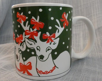 Reindeer Christmas Mug - green and red - vintage 90s