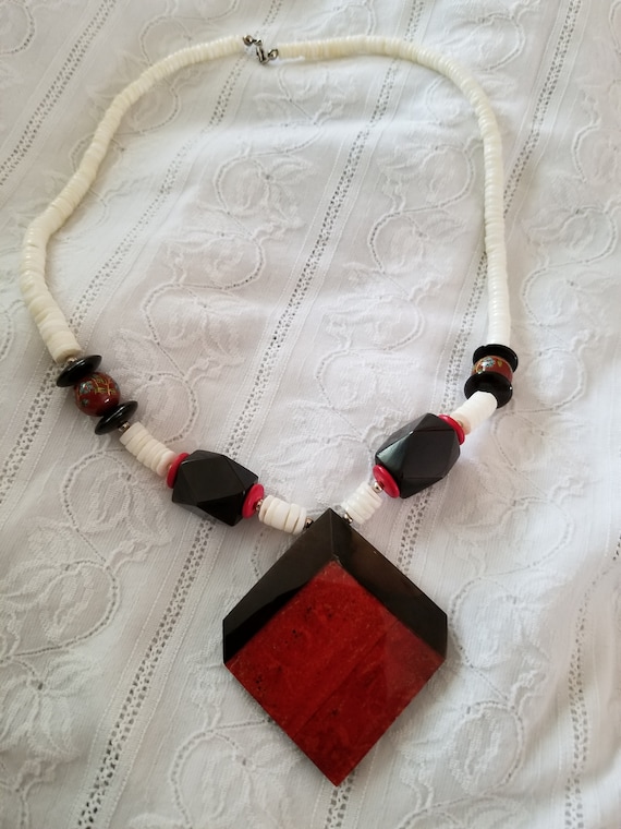 1980's acrylic and shell necklace - red/black/whit
