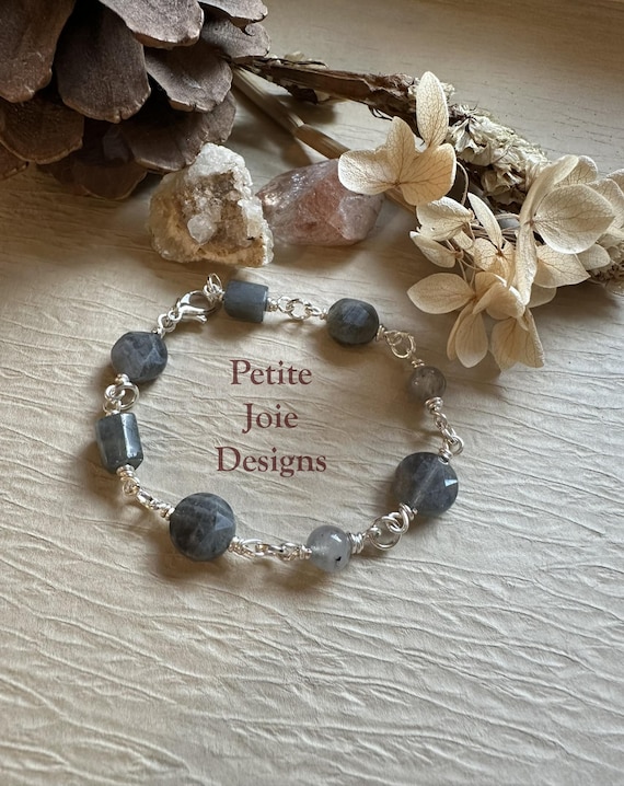 Labradorite Handcrafted Wire-wrapped Bracelet - Blue Lapis Bracelet