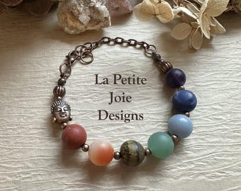 Bracelet chakra avec bouddha en cuivre antique - Bracelet de pierres précieuses mat pour l'énergie et l'équilibre