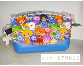 RAINBOW FRIENDS wristlet. Make up bags. Blue vinyl. Read item details