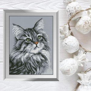 Grey cat. Diamond painting set (square, full).Diamond painting.Diamond painting pen,diamond mosaic,diamond embroidery design,Mosaic Making