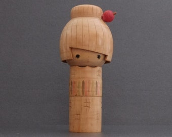 kokeshi japanese doll vintage creative 17 cms / 6.7 inches free fast and tracked shipping
