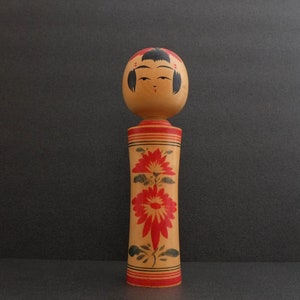 kokeshi doll vintage traditional nauko style by Chubachi Kimio 22 cms / 8,7 inches free fast and tracked shipping