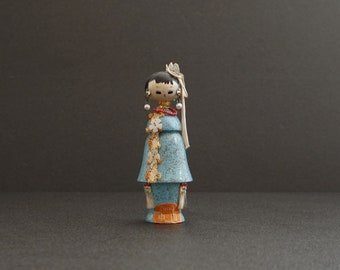 kokeshi japanese doll vintage creative Senshukai chinese traditional costume 11 cms /  4.3 inches free fast and tracked shipping