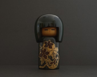 kokeshi doll japanese vintage creative by Seifu Gono 19 cms / 7.5 inches  free and fast shipping