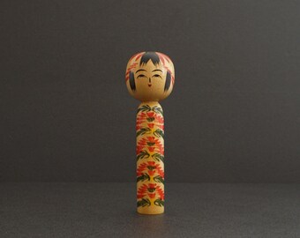 japanese kokeshi doll vintage traditional 15 cms / 5.9 inches free fast and tracked shipping