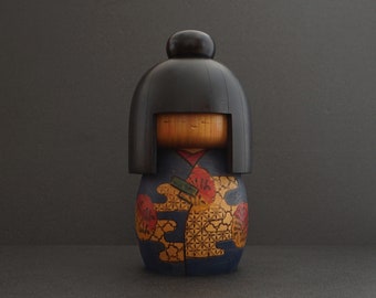 kokeshi japanese doll vintage creative by master Takamizawa Kazuo 25 cms / 9.8 inches free fast and tracked shipping