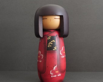 kokeshi japanese doll vintage creative by Fujikawa Masae 24 cms / 9,5 inches free fast and tracked shipping