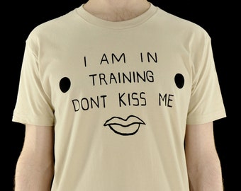 Cahun Facsimile Text &#39;I&#39;m in Training Don&#39;t Kiss Me&#39; Tee BEIGE