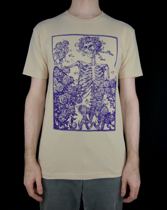 Sullivan 'the Flower Forever Dies' Tee BEIGE - Etsy