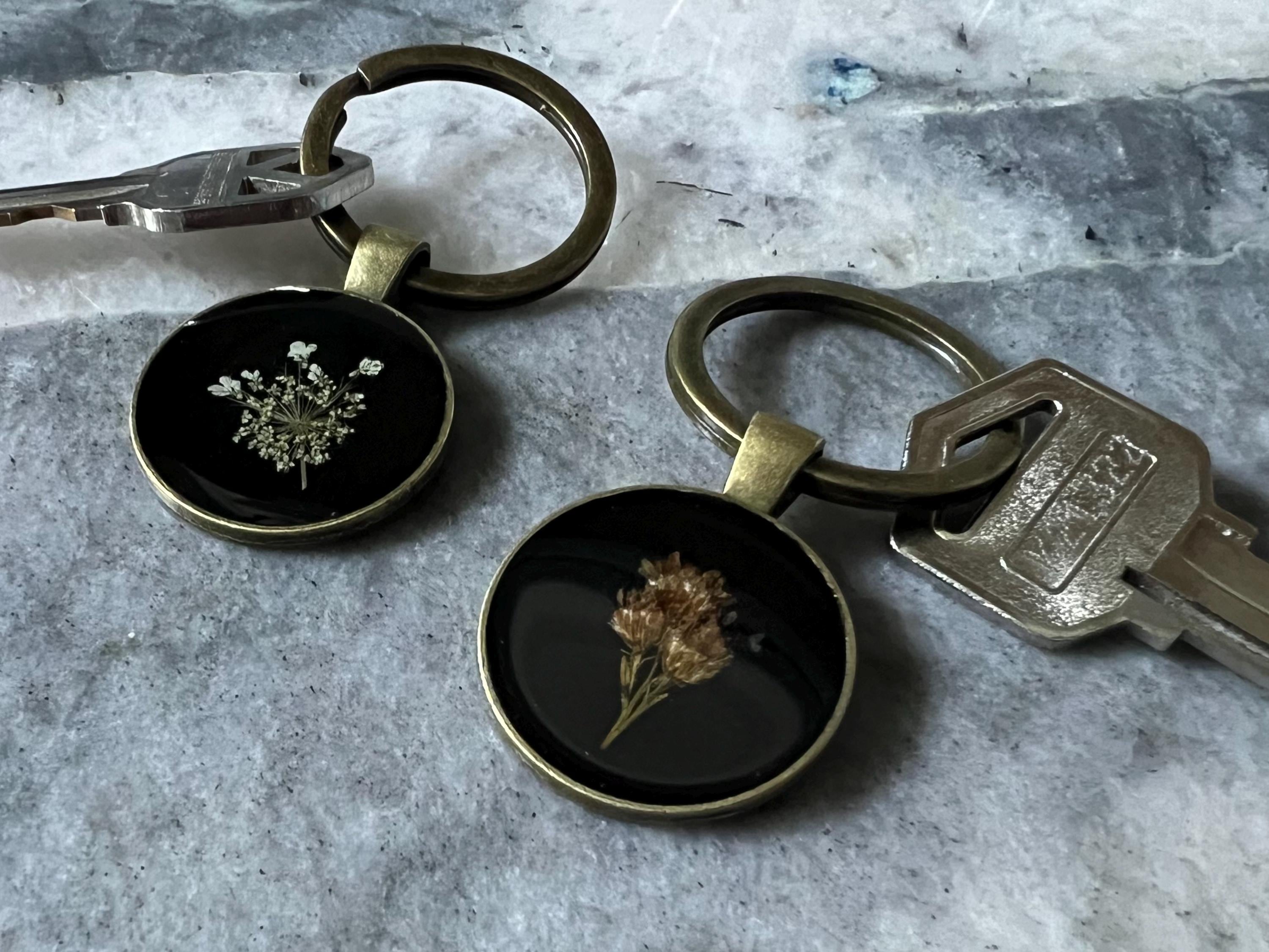 Pressed Powder On Key Chain Real Pressed Flower Keychain - Etsy