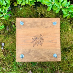 Flower Plant Press Kit, Rustic Botanical Solid Wood Press with Peony Stamp