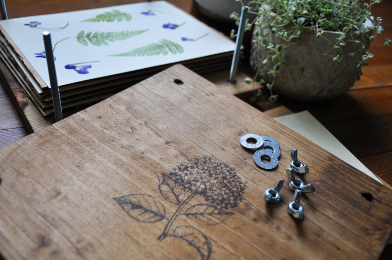 Flower Plant Press Kit, Rustic Botanical Solid Wood Press with Hydrangea Stamp image 2