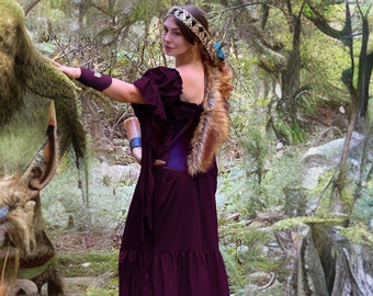 Reminisce Fantasy Burgund Dress Damen Renaissance Erdgöttin Kostüm. Ren Faire - Mittelalterliches Fantasy - Kleid