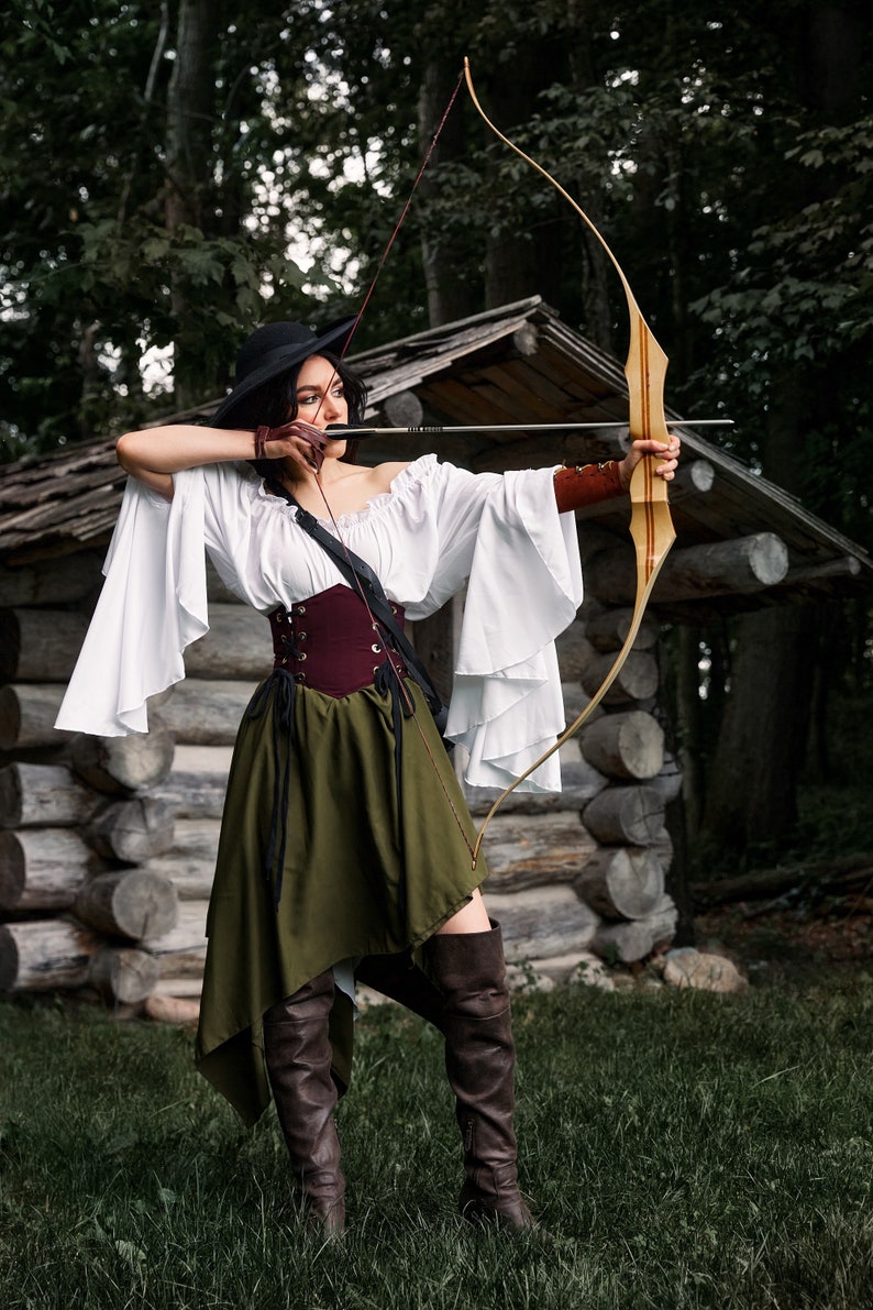 THE HUNTRESS Renaissance Medieval Cosplay Costume immagine 1