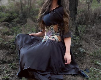 Renaissance Wicca Costume - Floral Tapestry Steel-Boned Corset, Flowing Witch Chemise, Tiered Skirt