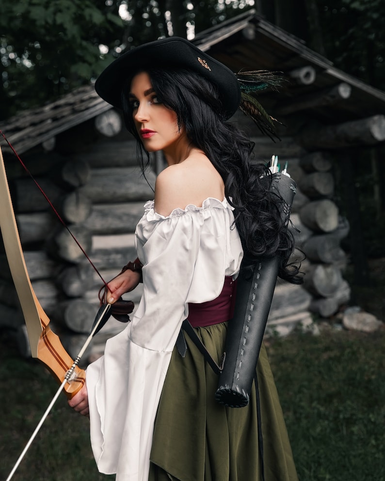THE HUNTRESS Renaissance Medieval Cosplay Costume immagine 2