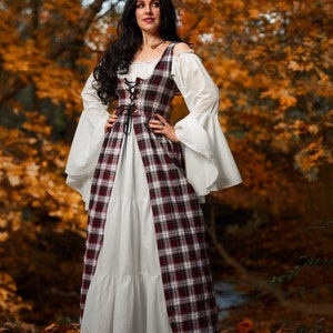 Reminisce Scottish Highlands Renaissance 2 Piece Plaid Costume Dress and Chemise Set image 5