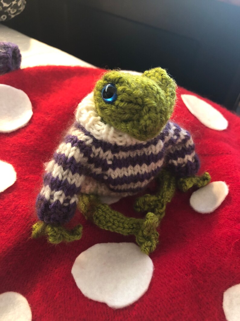 sweater only , for frog thank you dotpebbleknits purple/white stripe