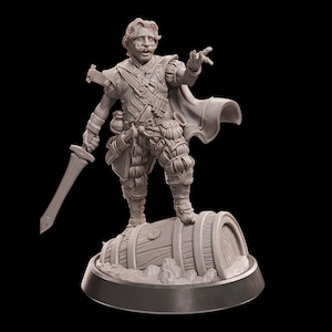 Male Halfling Bard/ dnd / unpainted