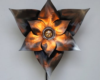 WALLFLOWER: plug-in wall lamp Industrial, natural, metal, wall lamp, flower, petals, sconce, wall decoration, wall ornament