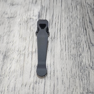 LynchNW Benchmade - Standard - Titanium - Blacksmith Finish - Deep Carry Pocket Clip - Bugout
