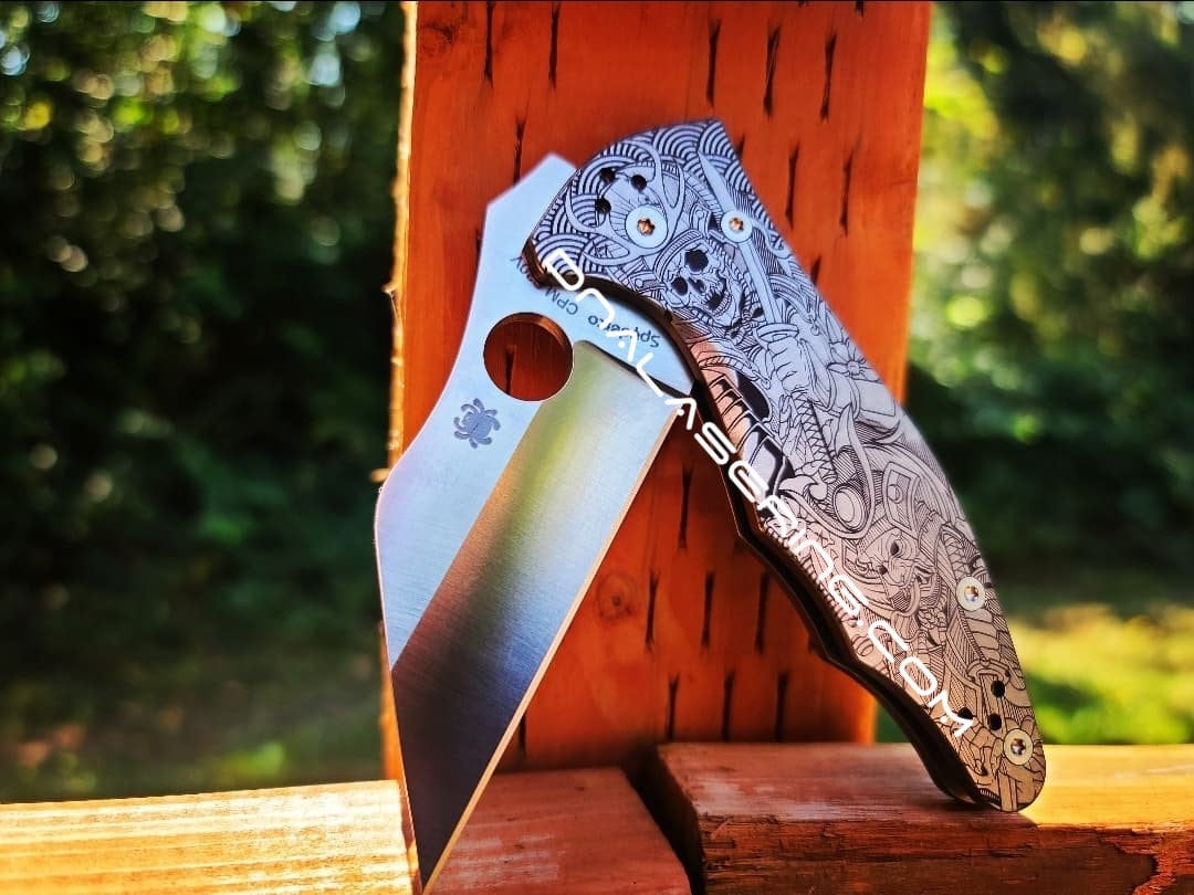 Japanese Warrior - Samurai Skulls - Spyderco Yojimbo 2 - Deep