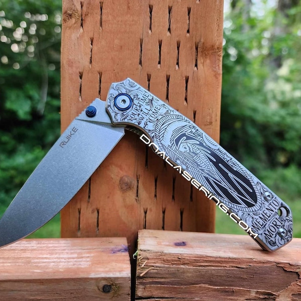 Memento Mori - Reaper - Ruike P801 - Grabado profundo con láser de fibra - Equipo EDC - Cuchillo completo