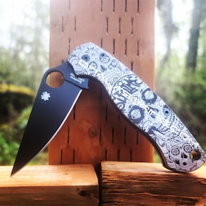 Sugar Skull - Sublime - Spyderco PM2 - Engraved PM2 Titanium Knife Scales - Paramilitary 2 Flytanium Gear - Knife & Hardware Optional
