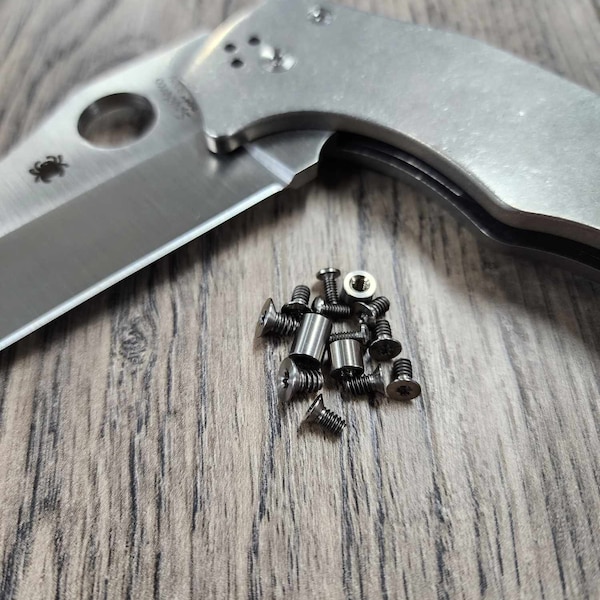 YoJUMBO Titanium Ersatzschrauben Set für Spyderco YoJUMBO Messer