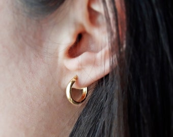 Petits cerceaux d'or, gros cerceaux d'or, boucles d'oreilles créoles minimalistes, petites boucles d'oreilles créoles, cadeau pour elle, boucles d'oreilles créoles huggie