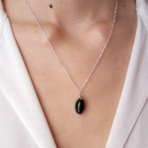 Jet stone pendant clearance