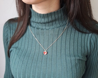 Rood hart ketting, emaille hart hanger, liefhebbers sieraden, kleine gouden hart ketting, Valentijnsdag cadeau