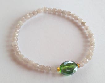 Delicate gray agate bracelet, bohemian crystal bracelet, green Czech crystal, minimalist bracelet, bridal bracelet, womens gift, boho