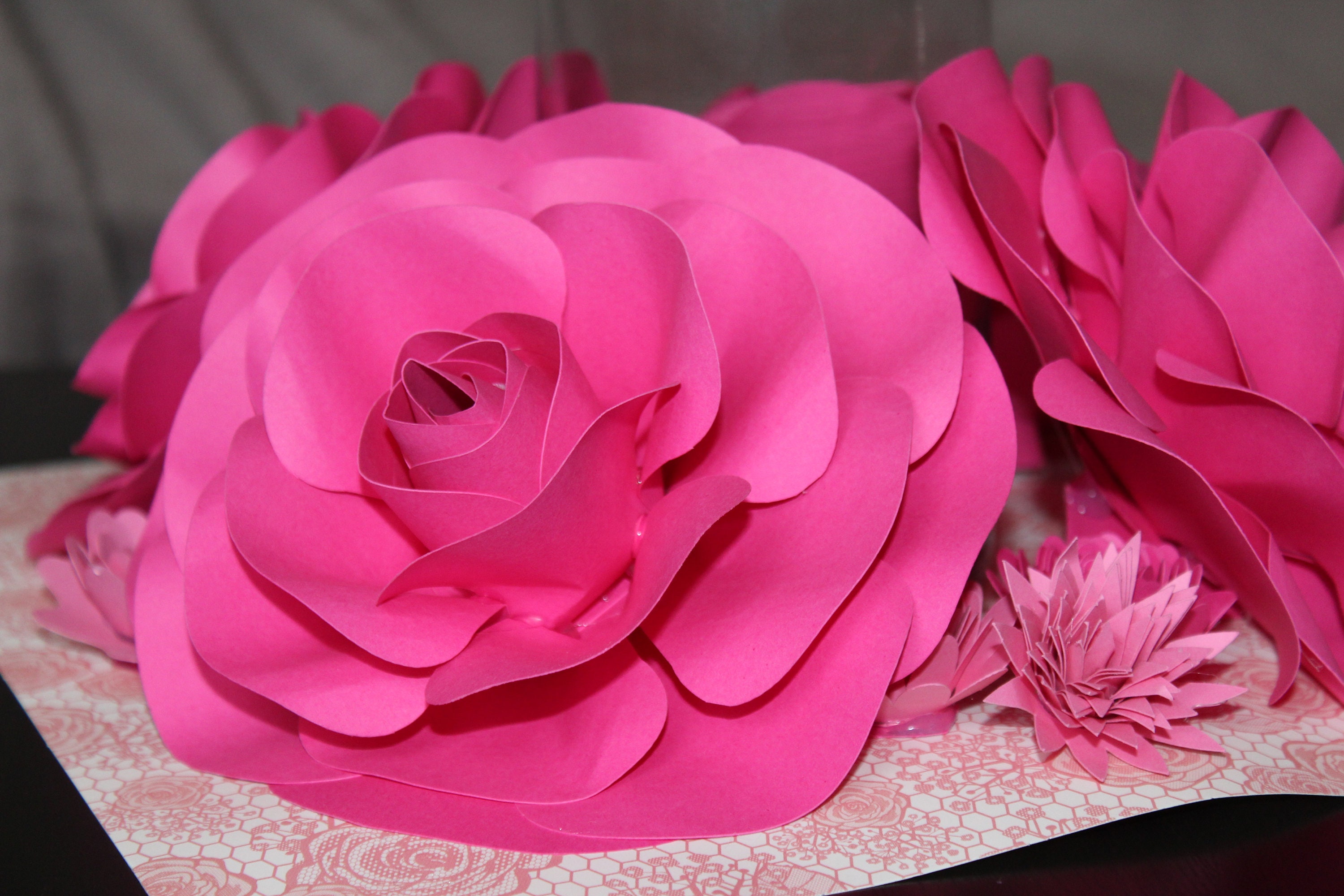Handmade Paper Rose Centerpiece With Vase Pink Wedding/baby Shower ...
