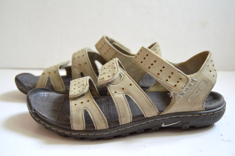 old nike sandals