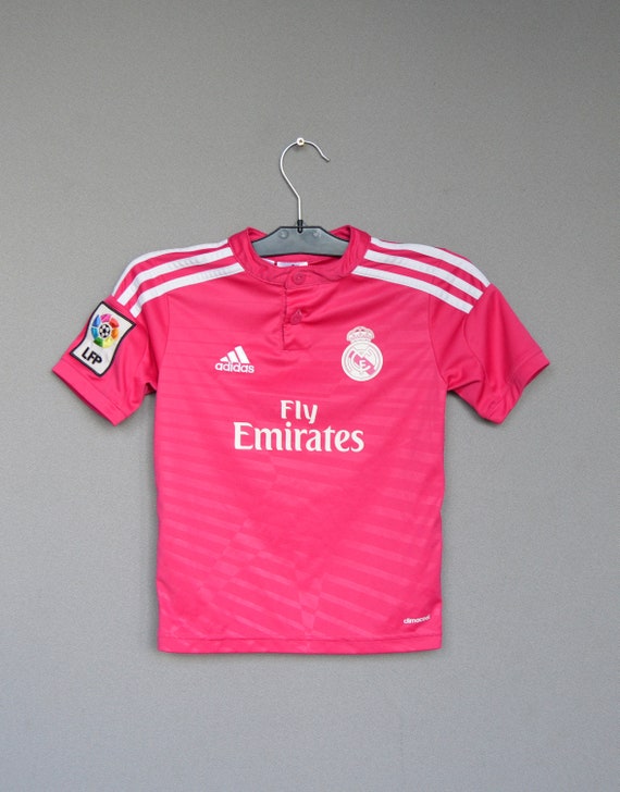5-6 adidas t-shirt 5-6 adidas t-shirt