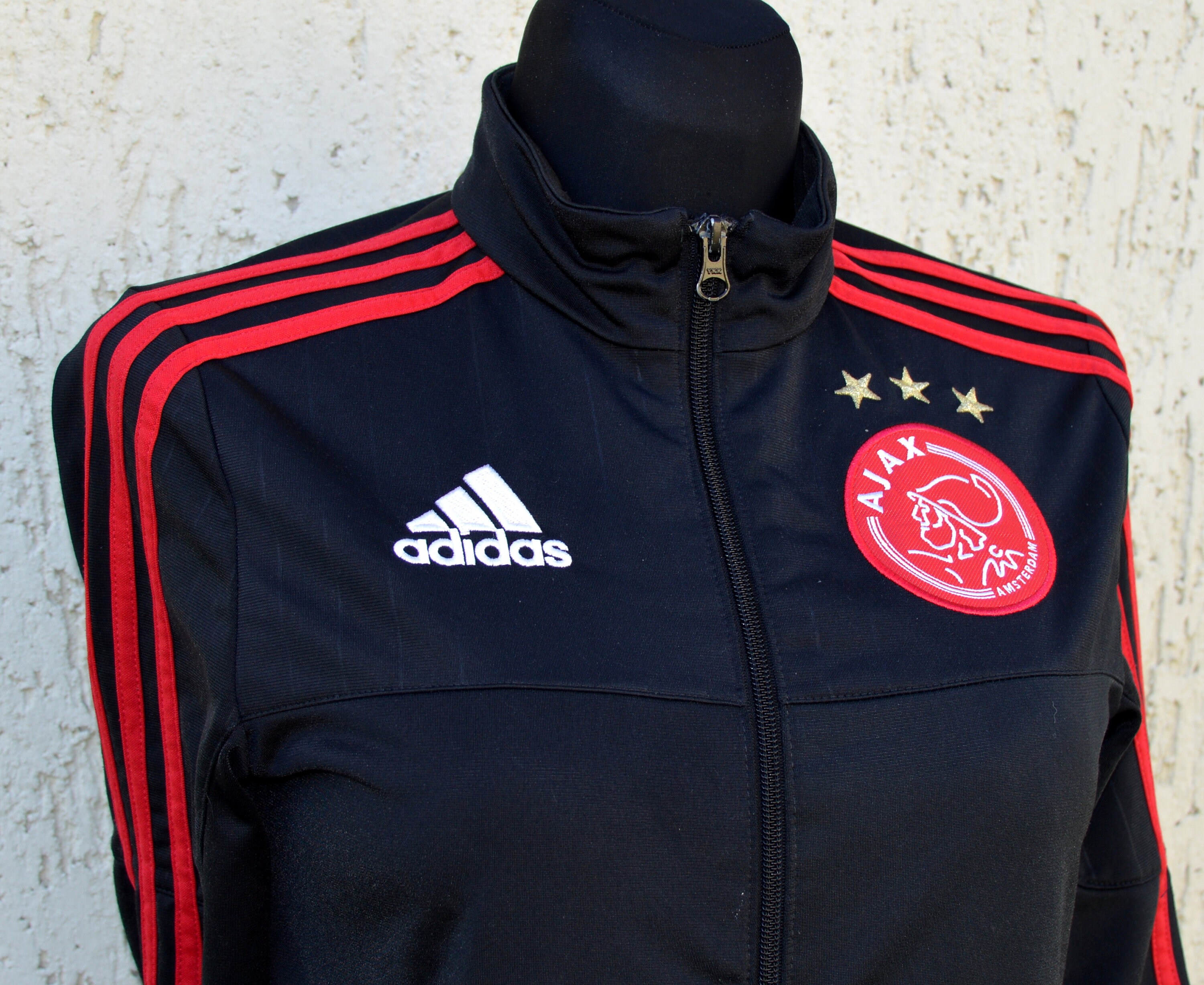 アディダス トラックジャケット レッド ブラック ホワイト トラック