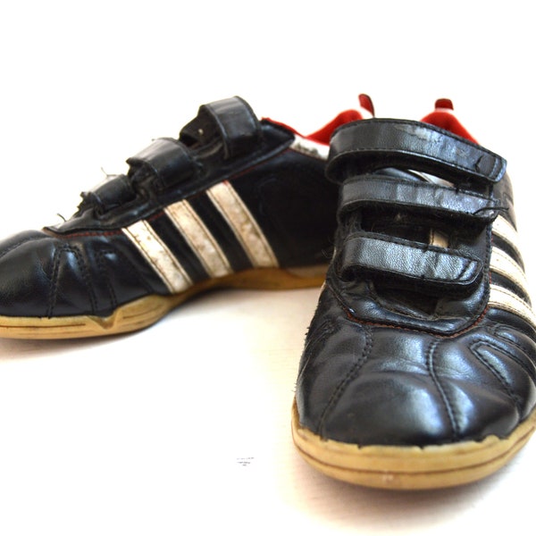 Vintage Adidas Sneakers Tennis Shoes Retro Shoes Adidas Kids Sport Shoes Football Sneakers Kids size US4 UK3'5 EU36