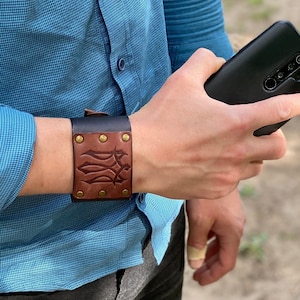 Personligt läderarmband med prägling eller gravyr, handgjort armband för män och kvinnor, unisex statement-item
