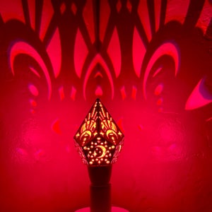 Luna Luxx || Bulbgeo Geometric LED shadowbulb